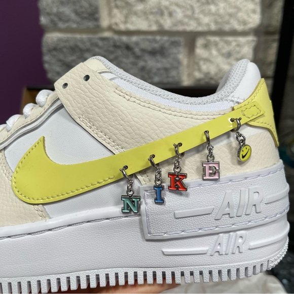 Nike Air Force 1 Low Shadow SE Have a Nike Day Anklet - Picture 4 of 7